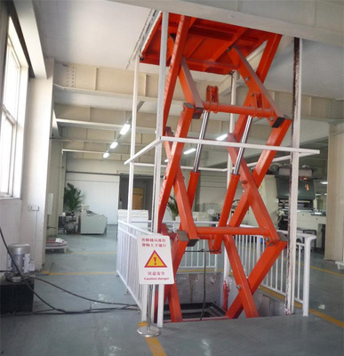 Customized cargo scissor lift with guide rail